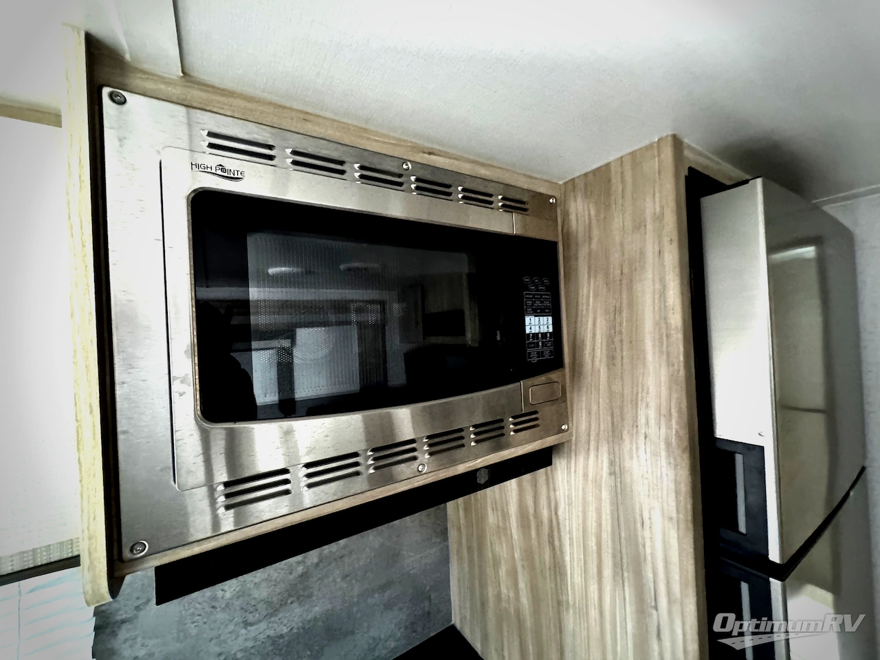 2022 Winnebago Towables Micro Minnie 2108FBS Photo 9