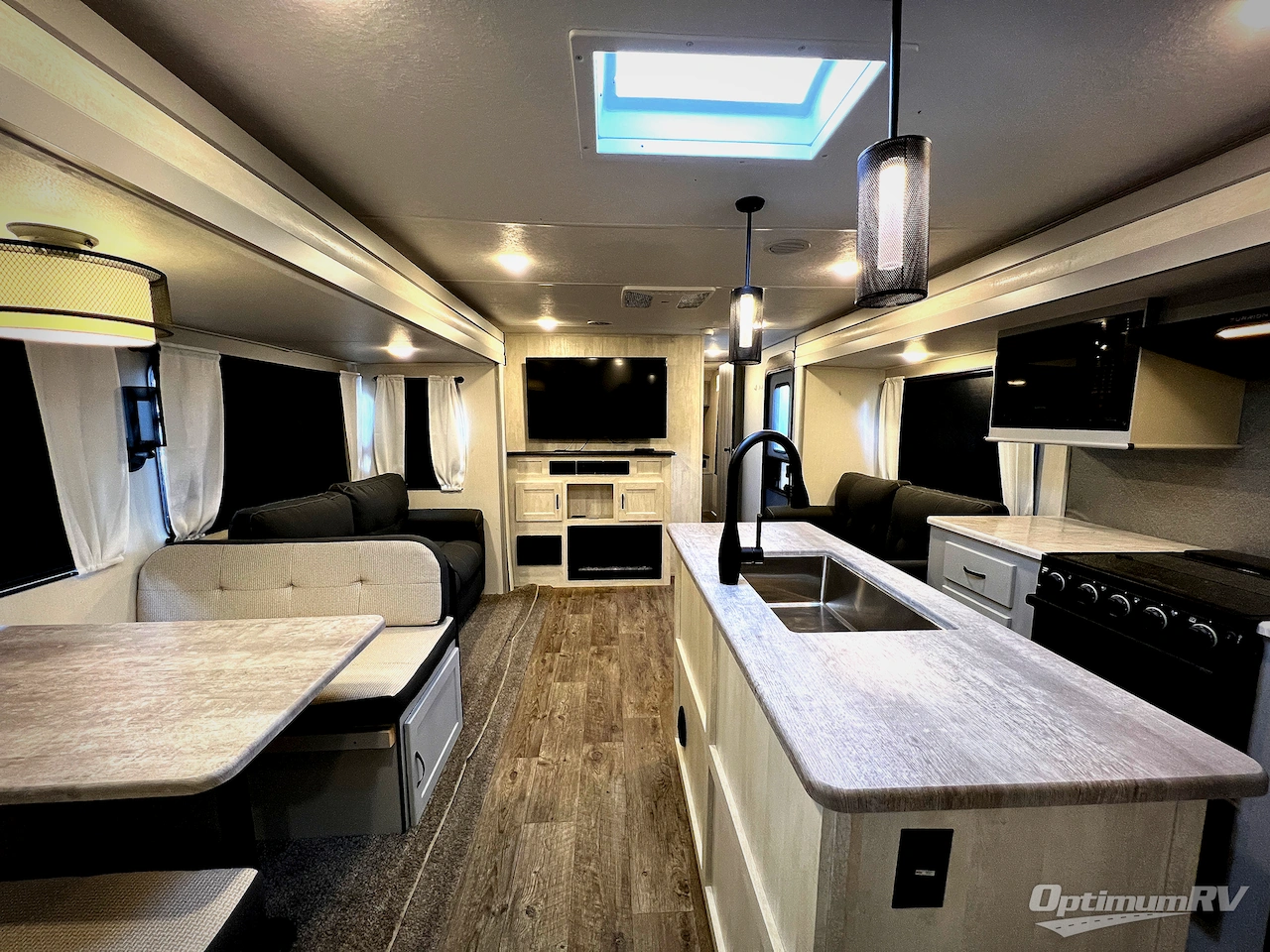 2021 Forest River Vibe 34BH Photo 4