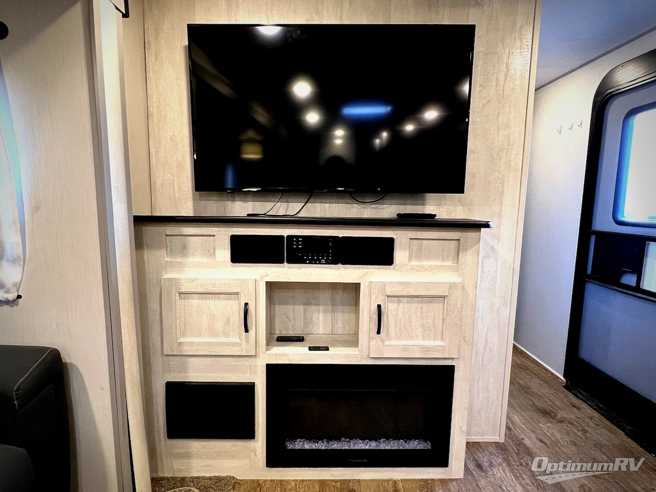 2021 Forest River Vibe 34BH Photo 10