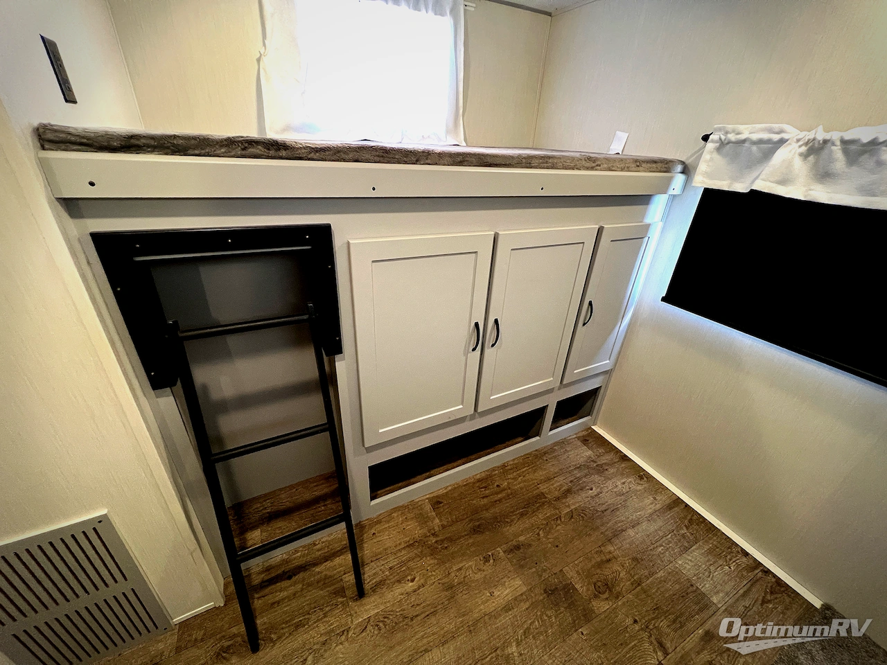 2021 Forest River Vibe 34BH Photo 28