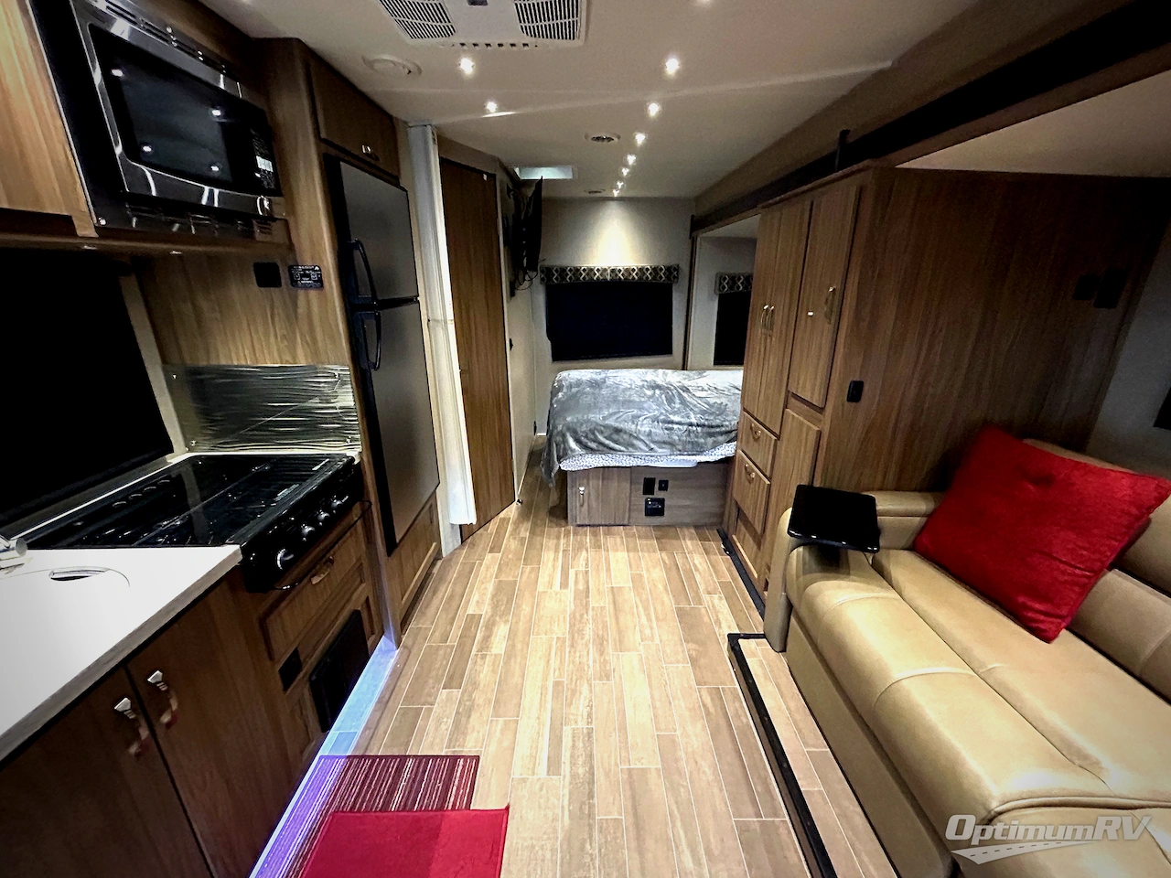 2019 Dynamax isata 3 24FW Photo 4