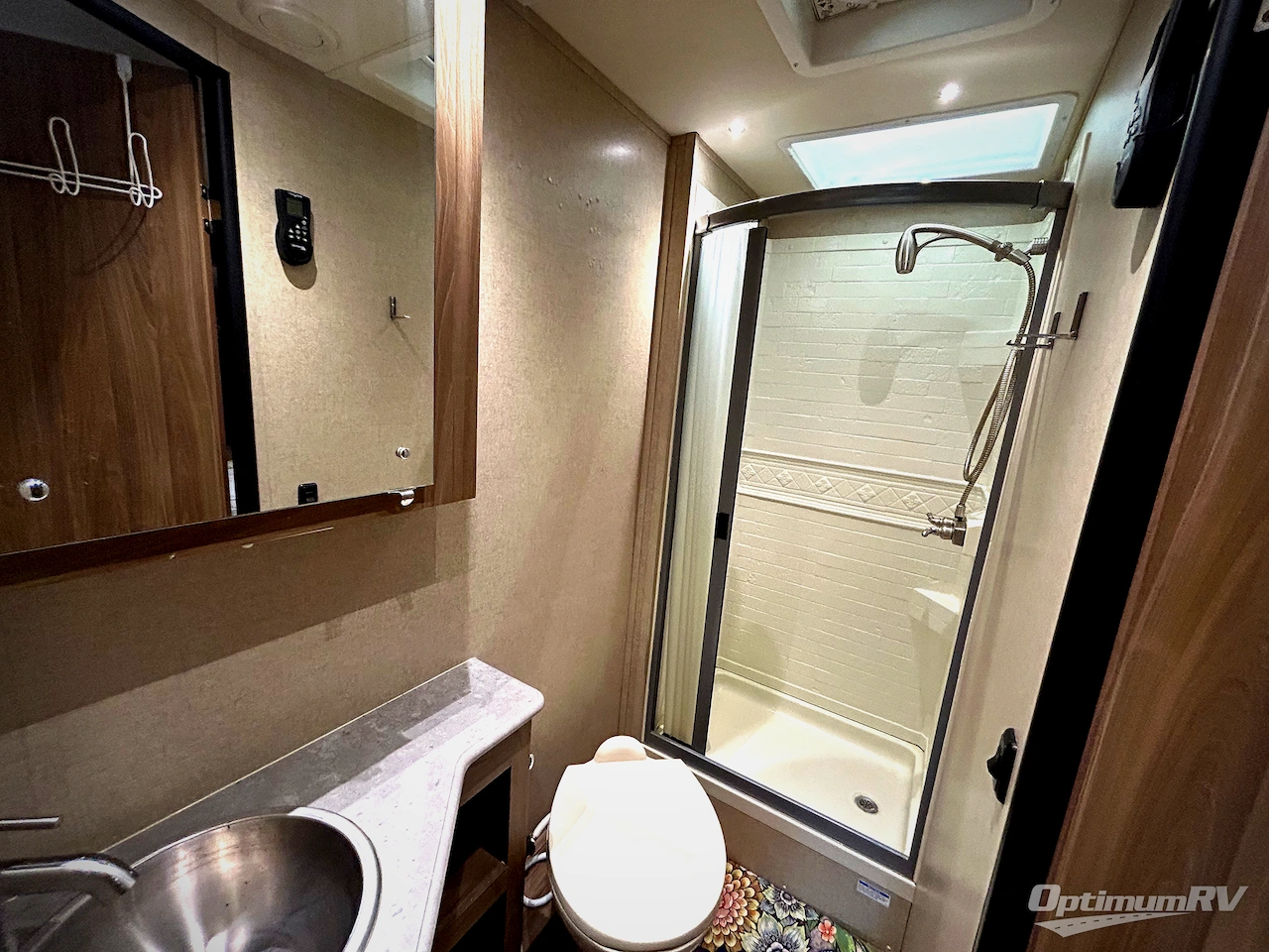 2019 Dynamax isata 3 24FW Photo 14
