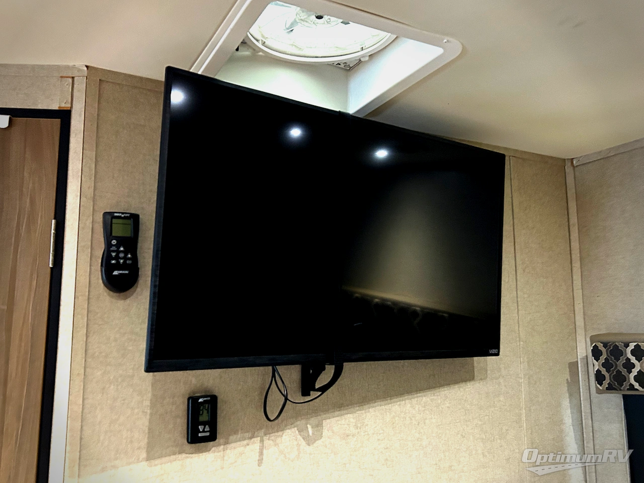 2019 Dynamax isata 3 24FW Photo 17