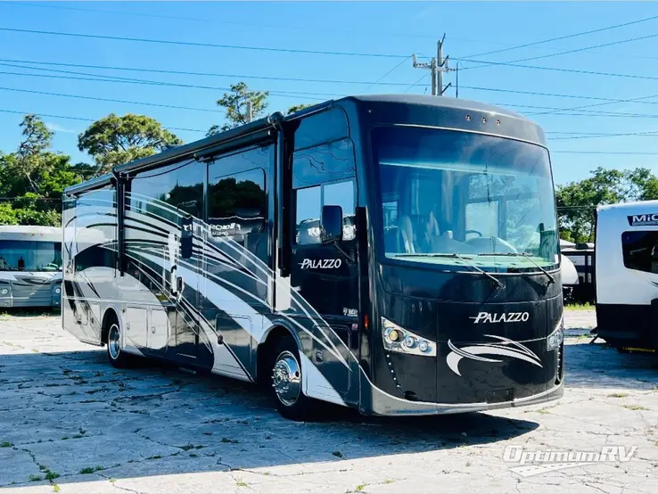 2017 Thor Palazzo 35.1 RV Photo 1