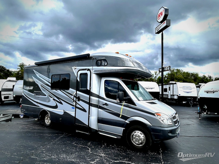 2008 Fleetwood Pulse 24A RV Photo 1
