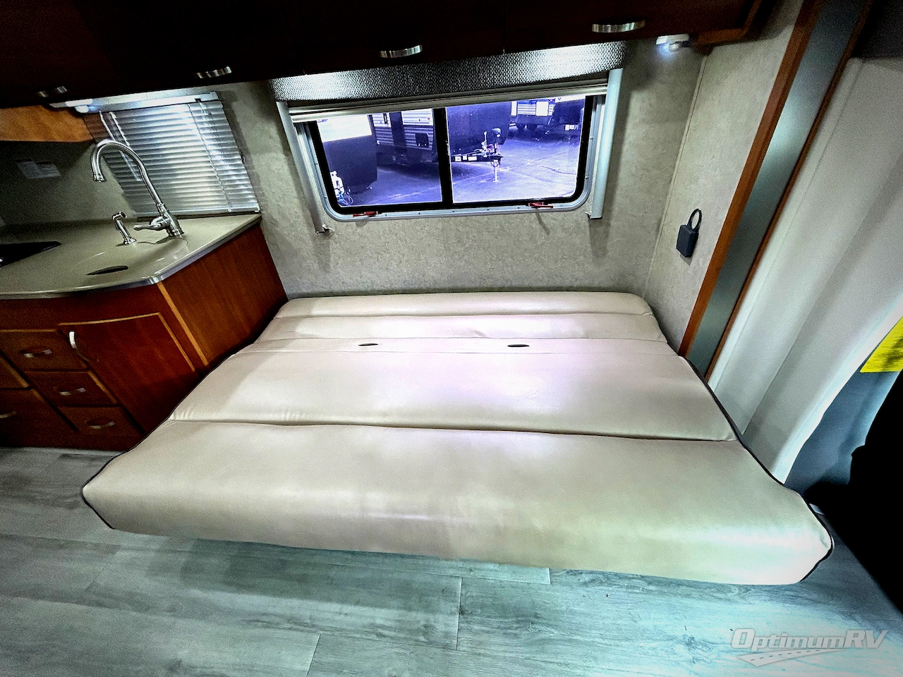 2008 Fleetwood Pulse 24A Photo 14