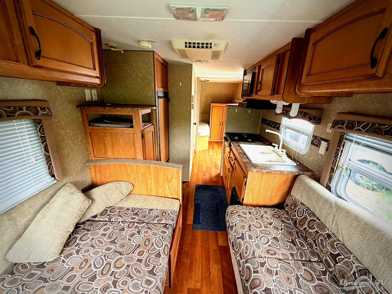 2011 Gulf Stream Ameri-Lite 23BW Photo 6