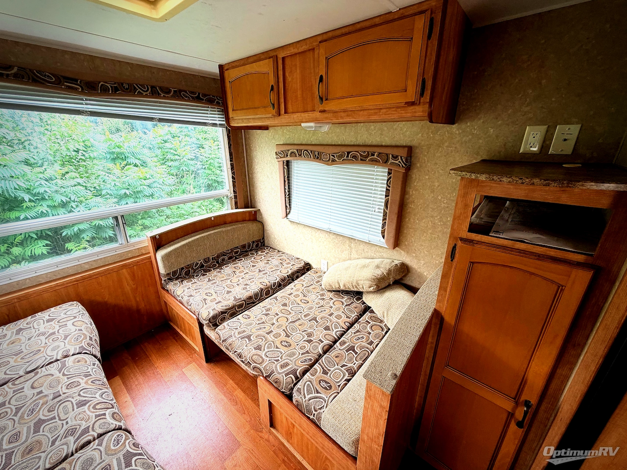 2011 Gulf Stream Ameri-Lite 23BW Photo 8
