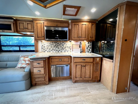 2022 Newmar Dutch Star 4081 RV Photo 2