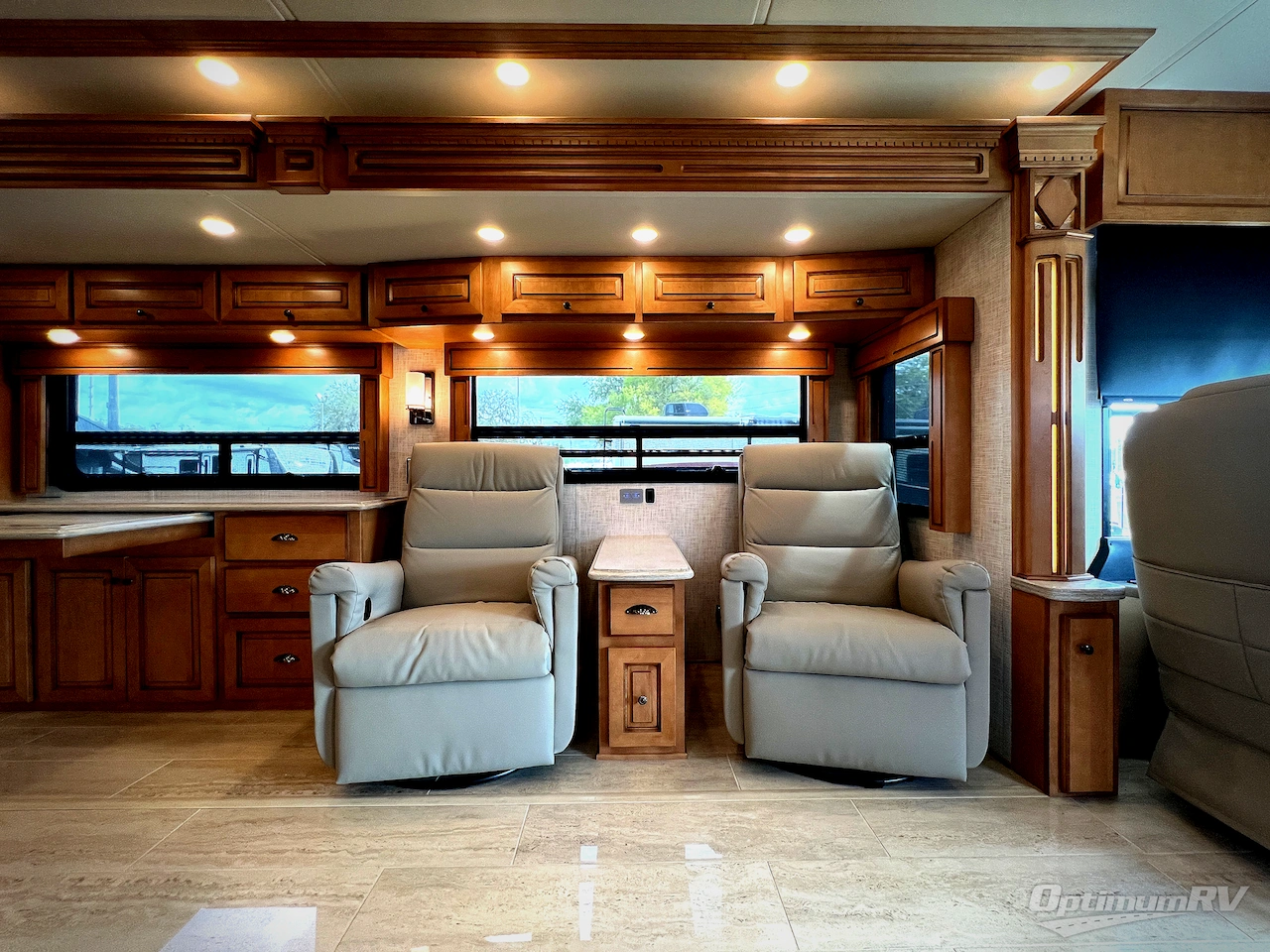 2022 Newmar Dutch Star 4081 Photo 10