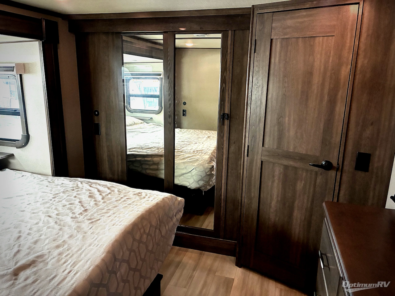2022 Grand Design Solitude 390RK Photo 19