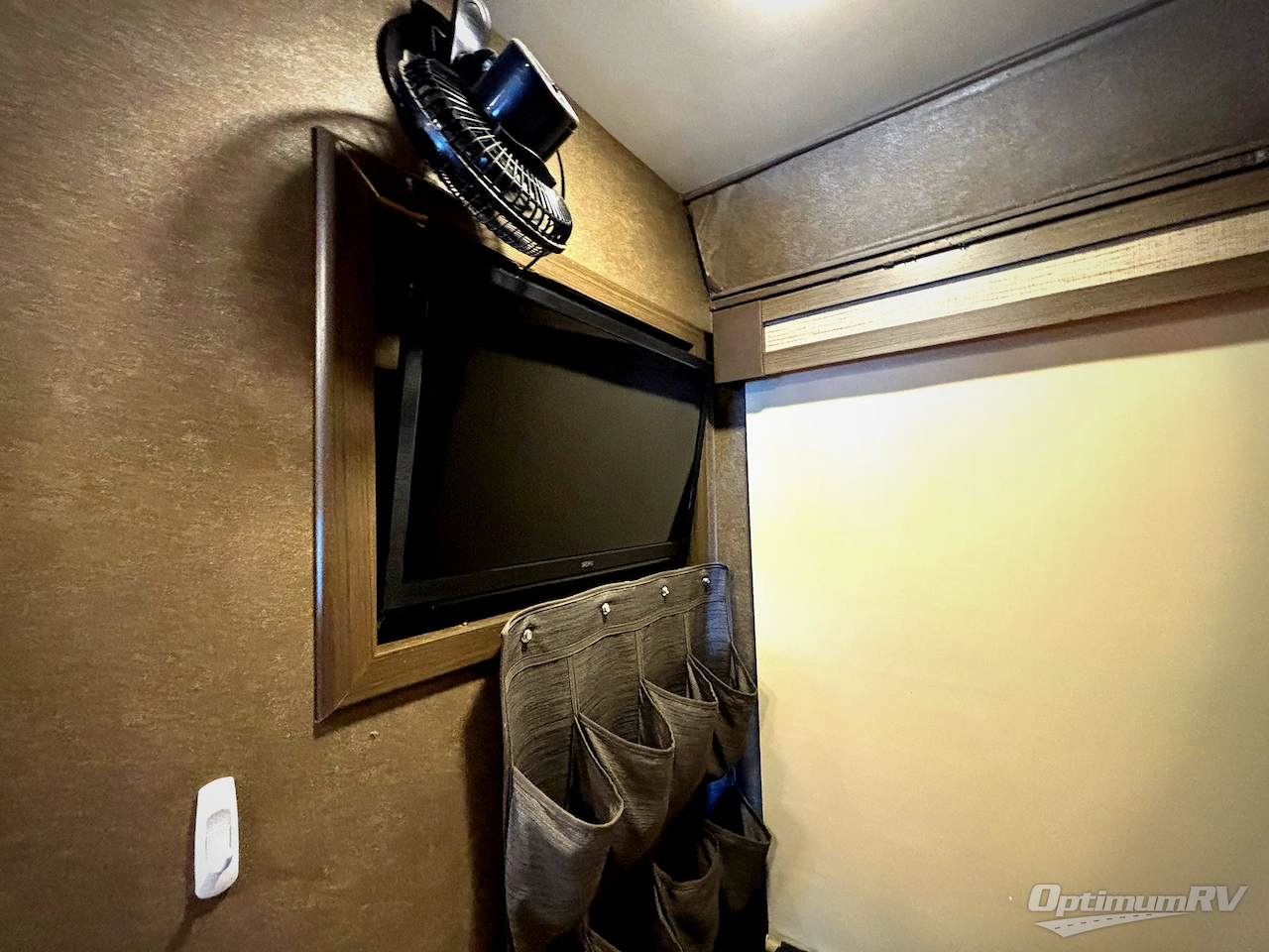 2016 Thor Gemini 23TR Photo 3