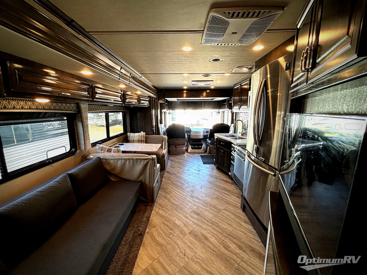 2021 Holiday Rambler Vacationer 35K Photo 2