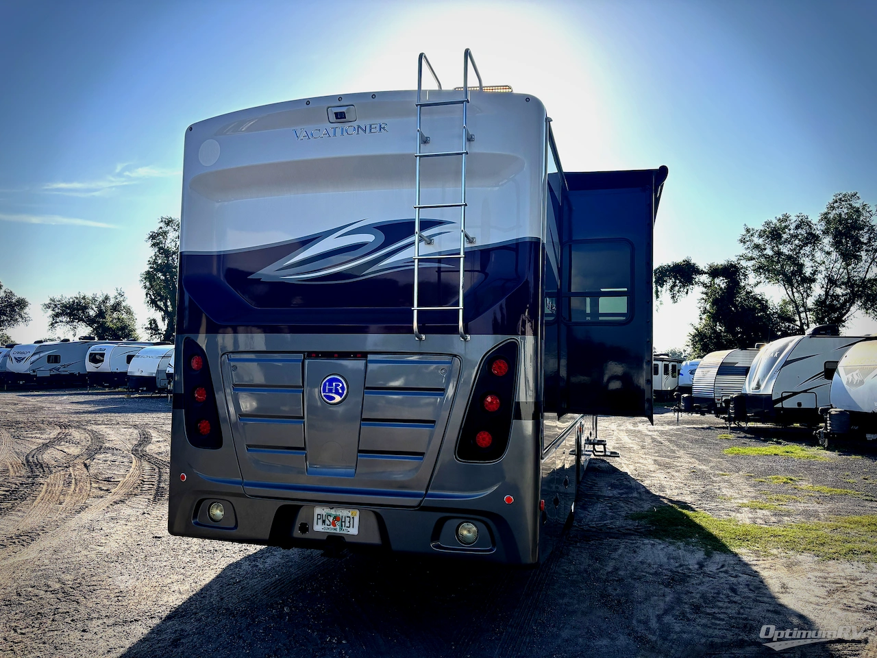 2021 Holiday Rambler Vacationer 35K Photo 19