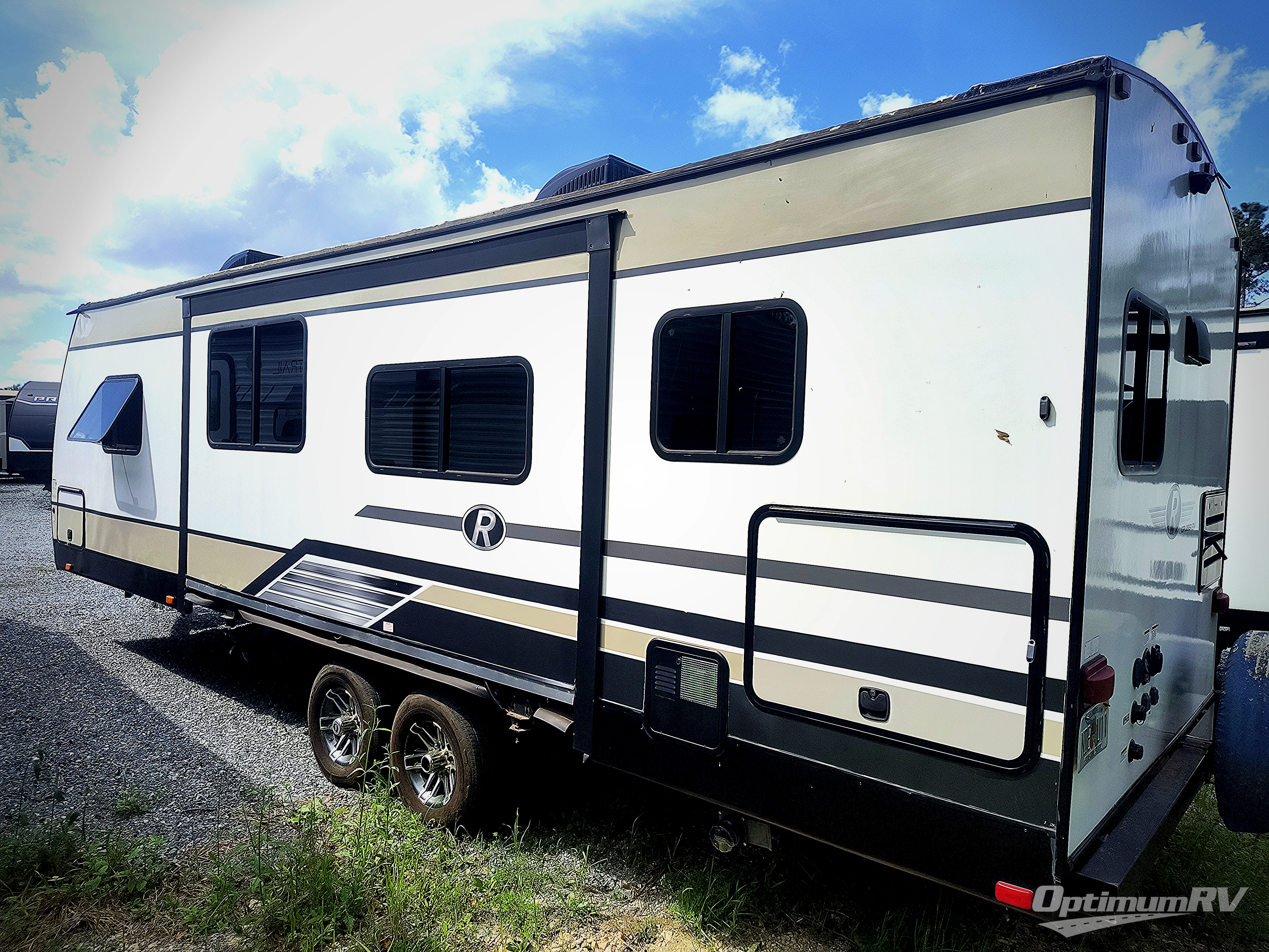 SOLD! - Used 2019 Cruiser Radiance Ultra Lite 25RK Travel Trailer