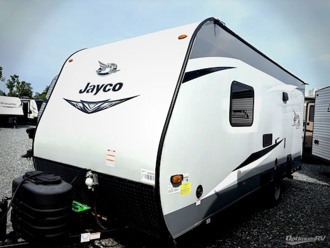 2021 Jayco Jay Flight SLX 7 195RB RV Photo 2