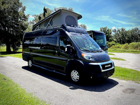 Used 2023 Thor Twist 2JB Featured Photo