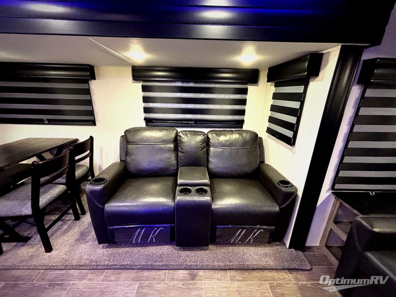 2022 Forest River Cherokee Alpha Wolf 26RL-L Photo 13