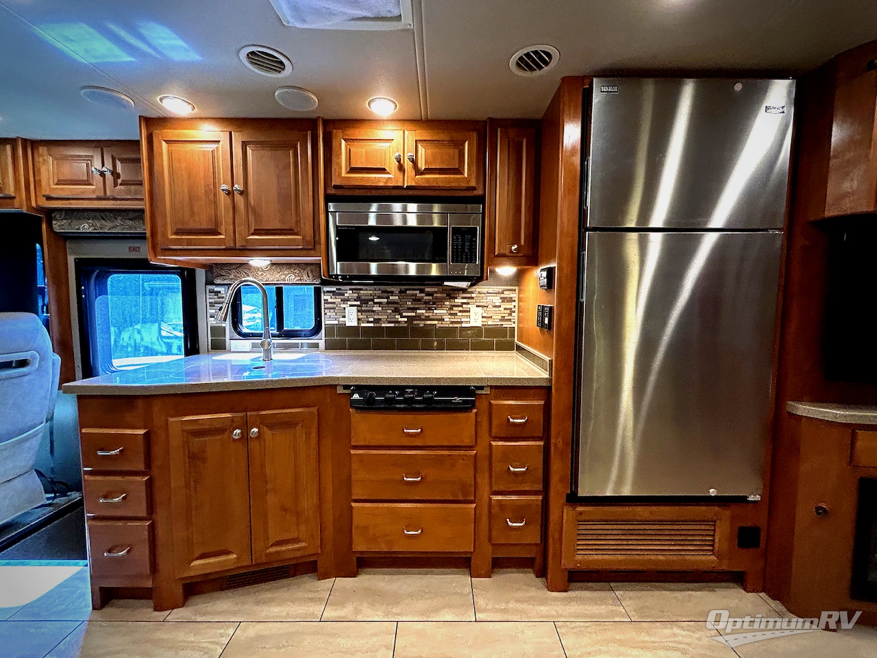 2017 Tiffin Allegro 32 SA Photo 6