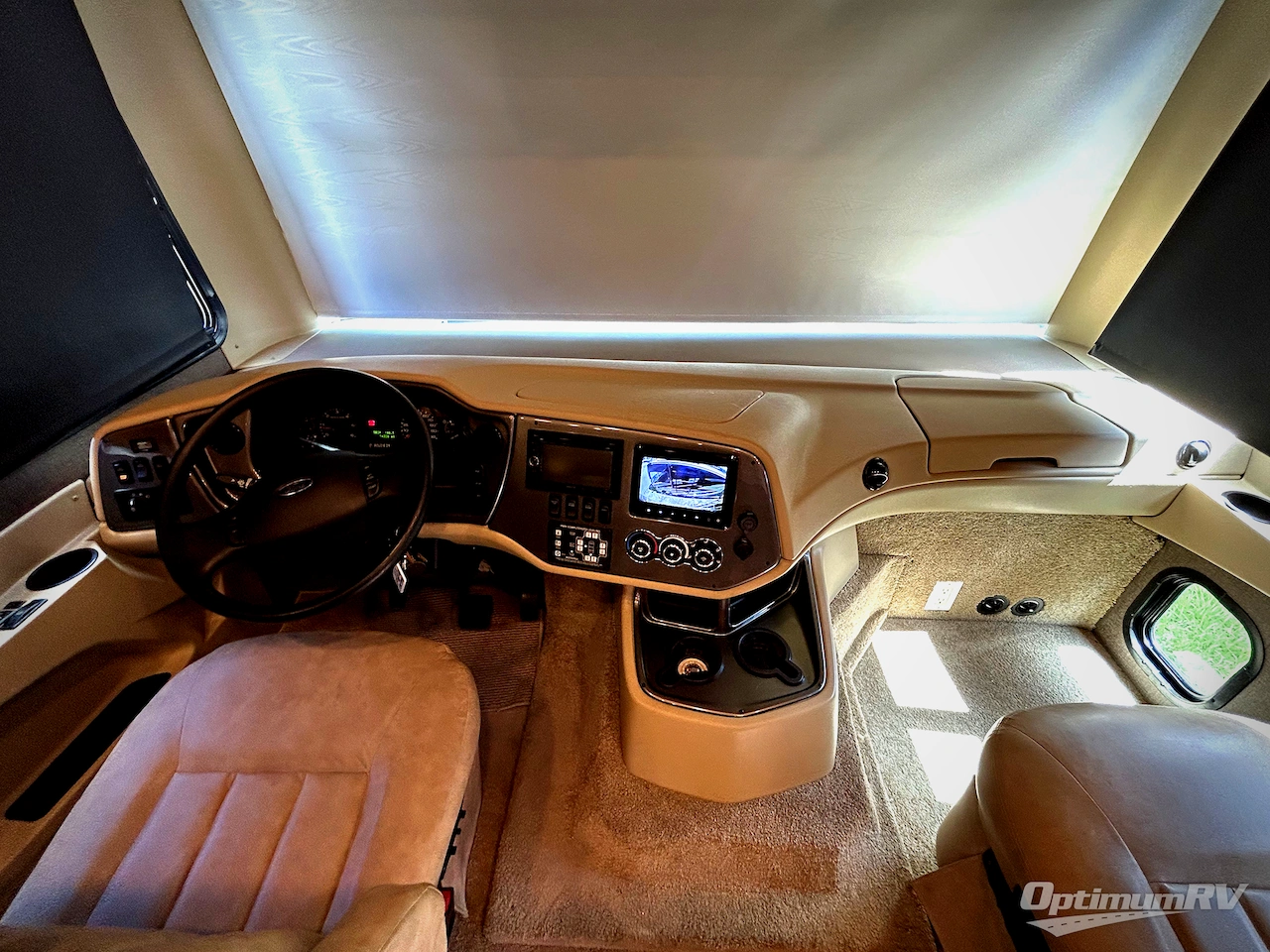 2017 Tiffin Allegro 32 SA Photo 8