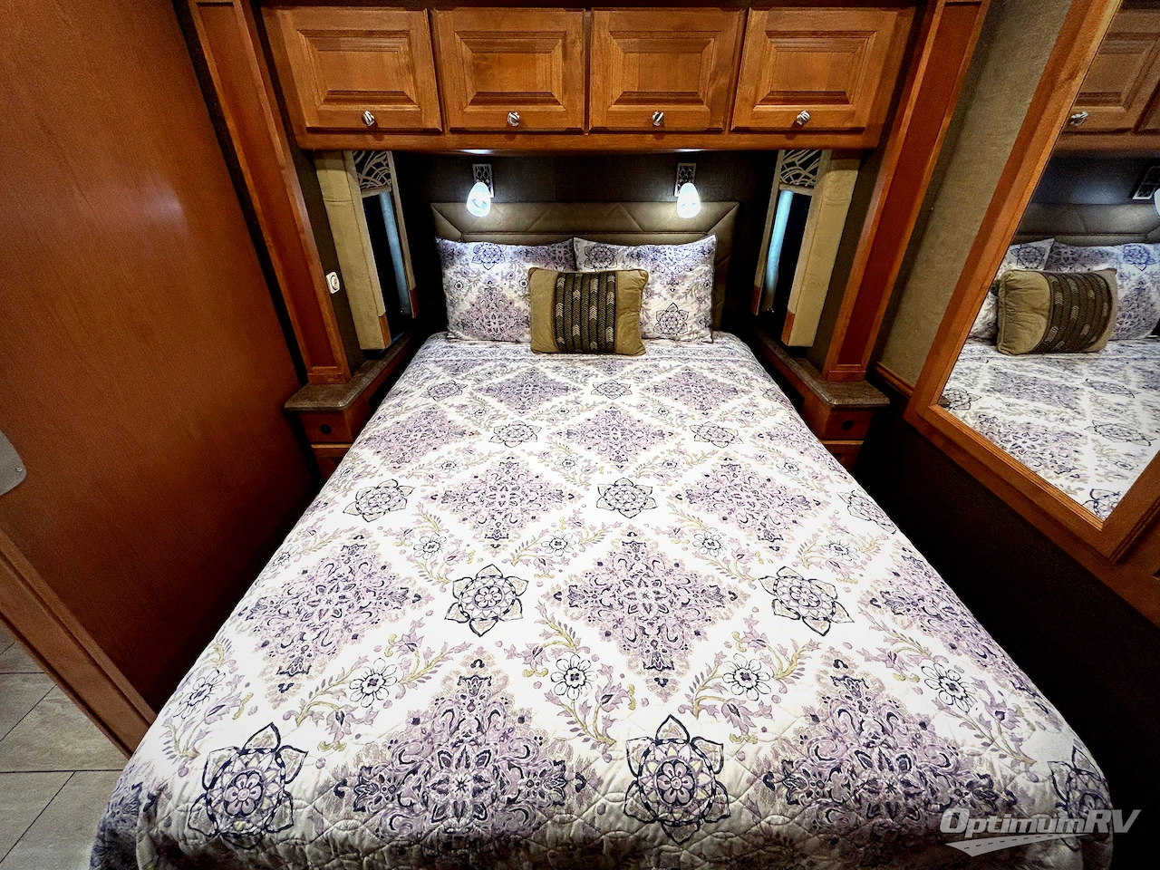 2017 Tiffin Allegro 32 SA Photo 19