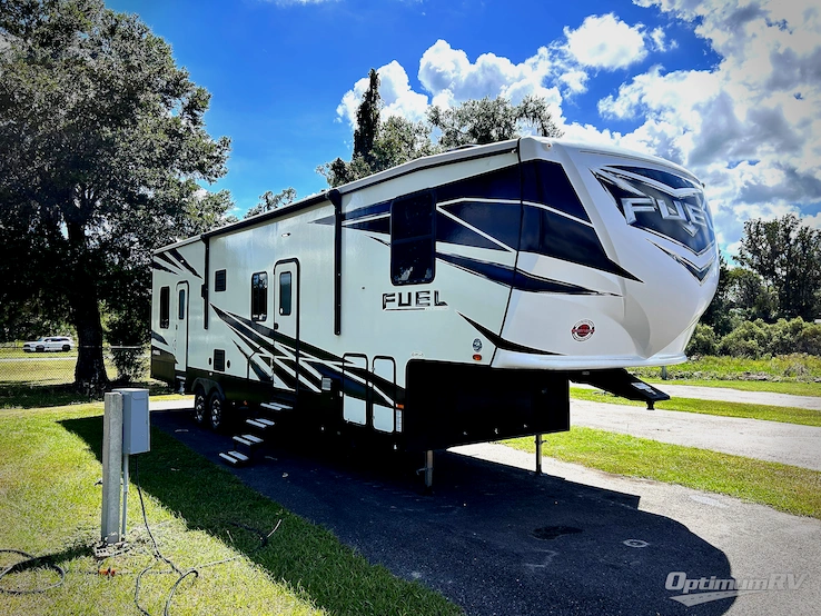2019 Heartland Fuel 335 RV Photo 1