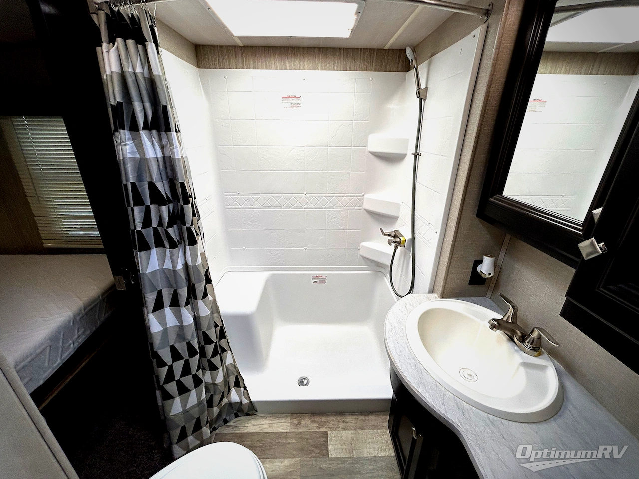 2019 Heartland Fuel 335 Photo 10