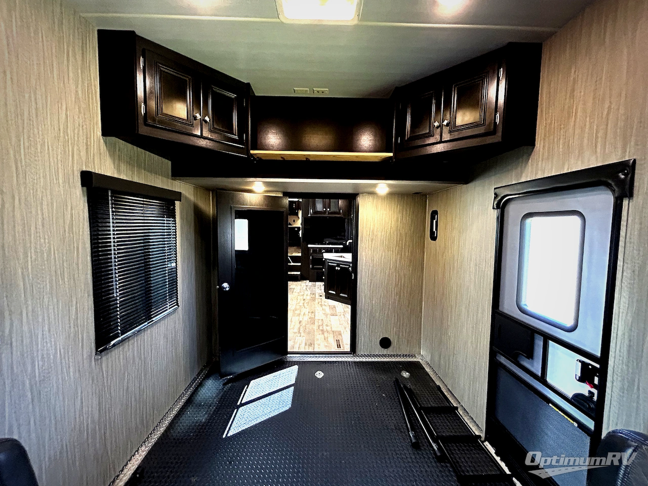 2019 Heartland Fuel 335 Photo 17