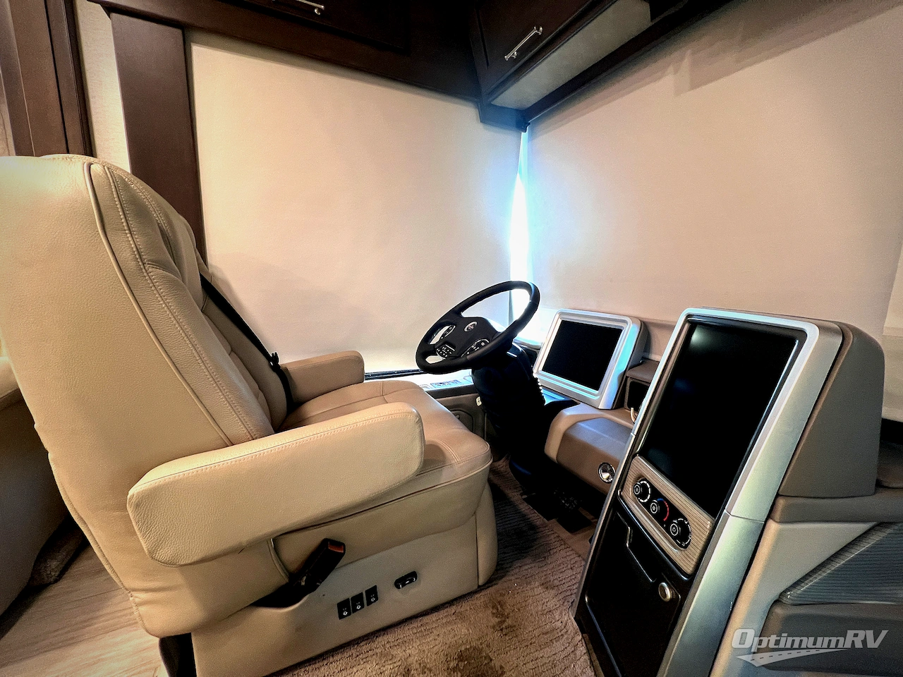 2024 Entegra Aspire 44R Photo 6