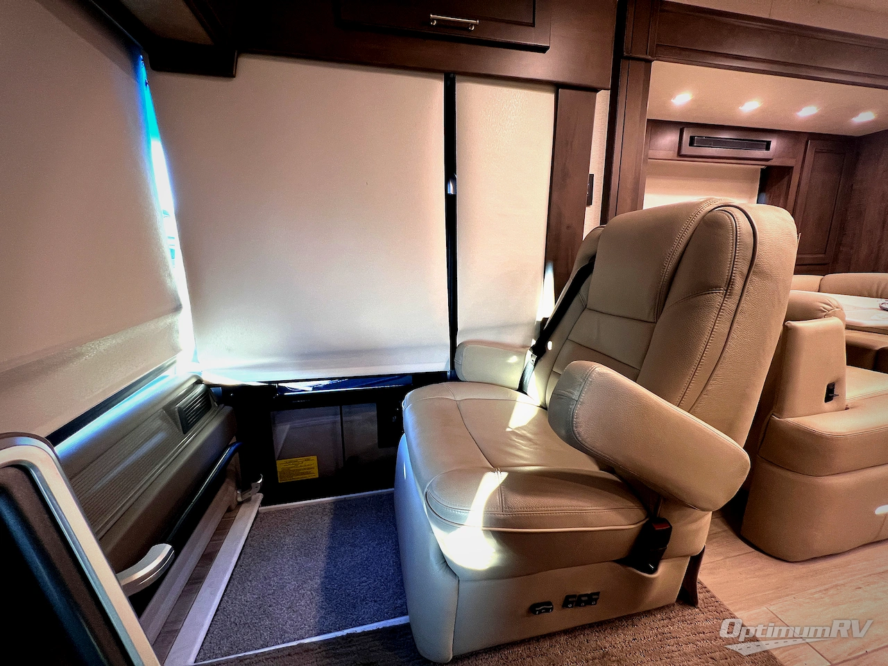 2024 Entegra Aspire 44R Photo 8