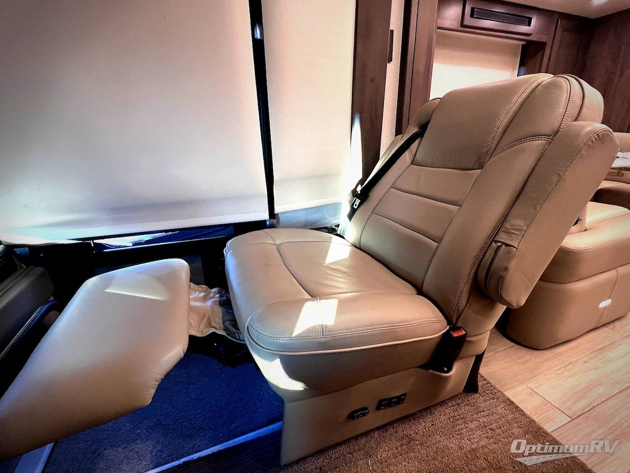 2024 Entegra Aspire 44R Photo 9