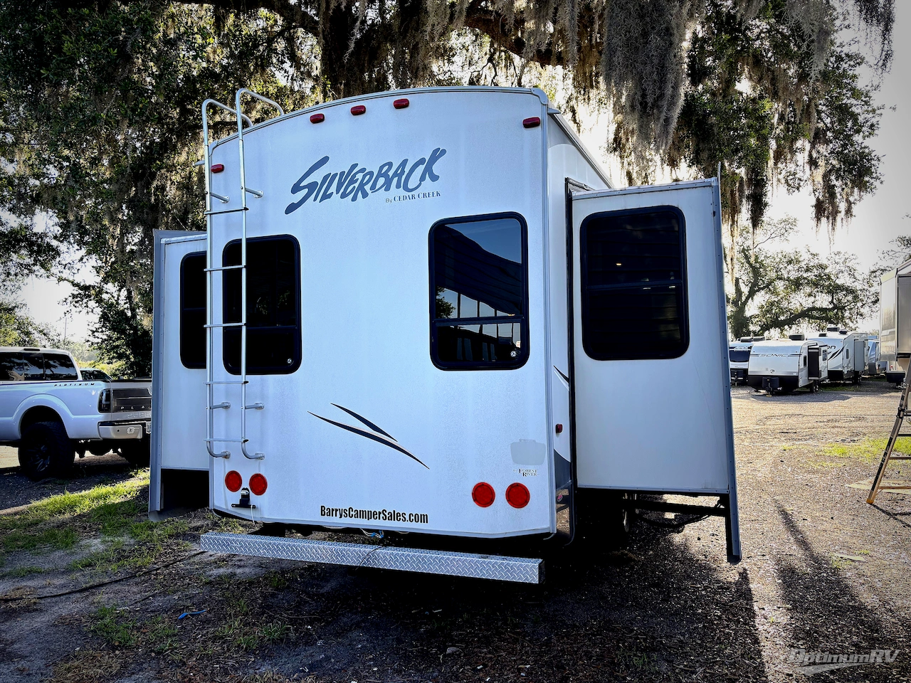 2015 Forest River Cedar Creek Silverback 29RE Photo 2