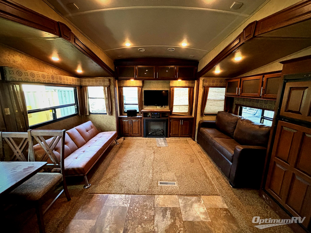 2015 Forest River Cedar Creek Silverback 29RE Photo 4