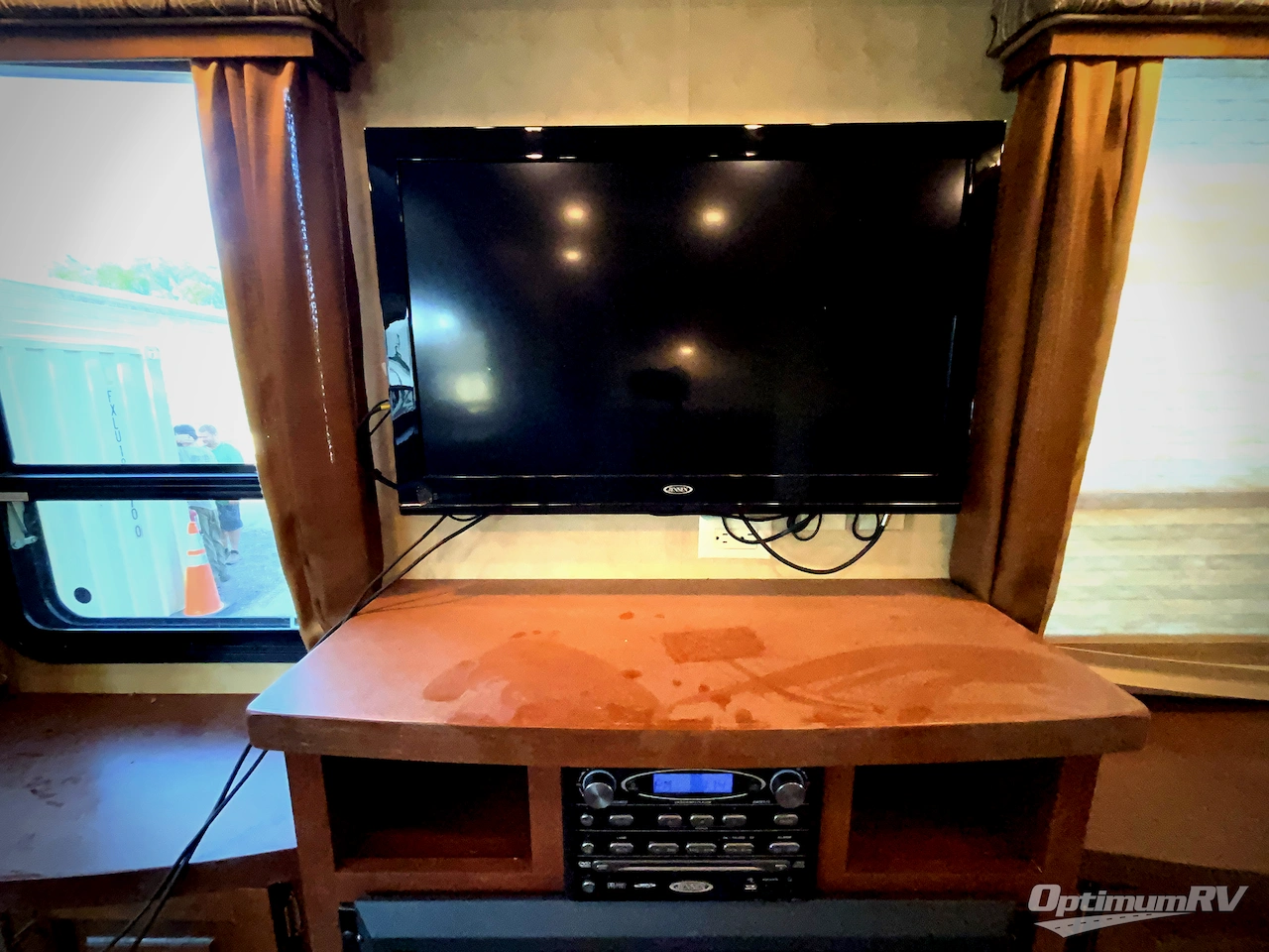 2015 Forest River Cedar Creek Silverback 29RE Photo 16