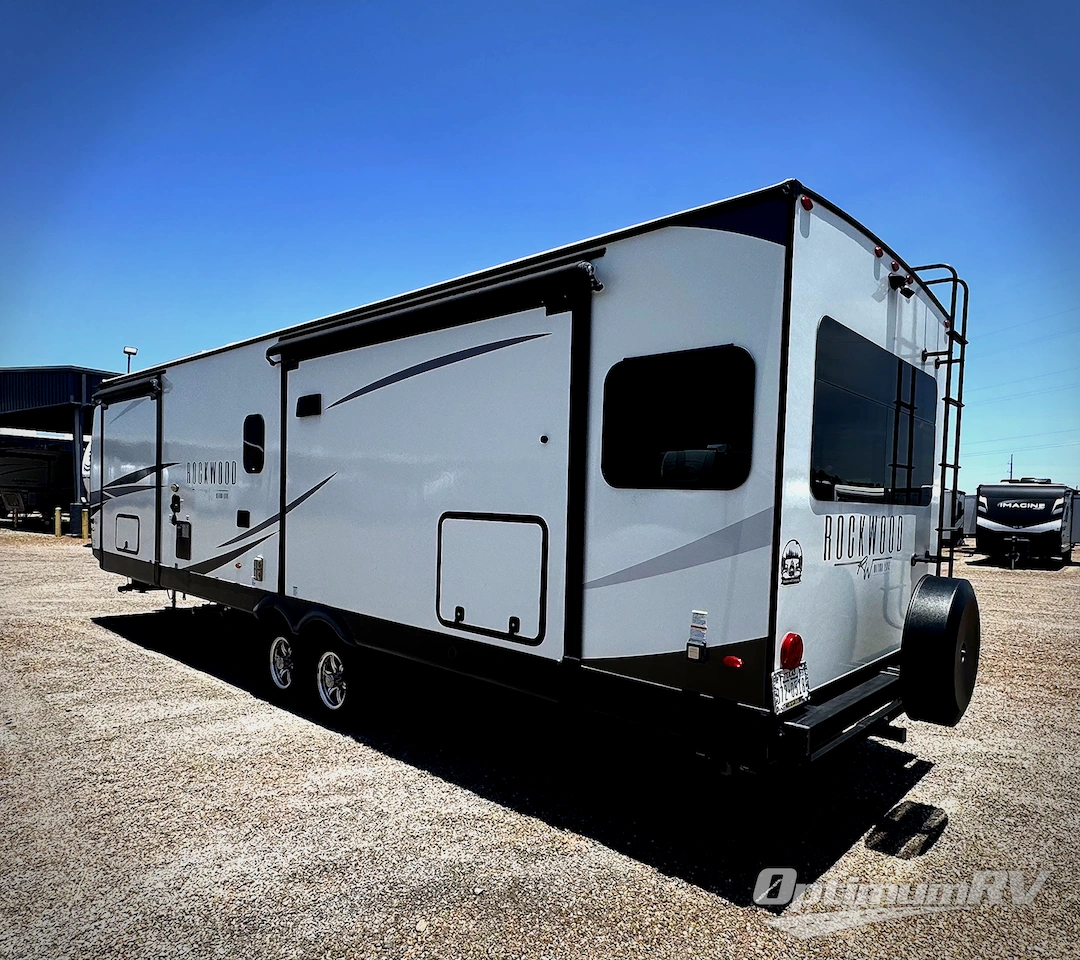 2024 Forest River Rockwood Ultra Lite 2906BS Photo 3