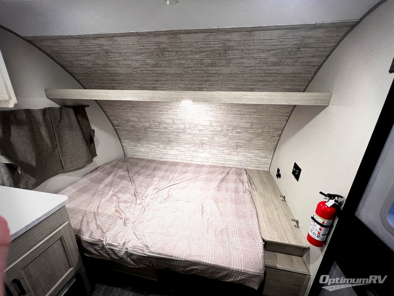 2025 Forest River Aurora Light 13RDX Photo 6