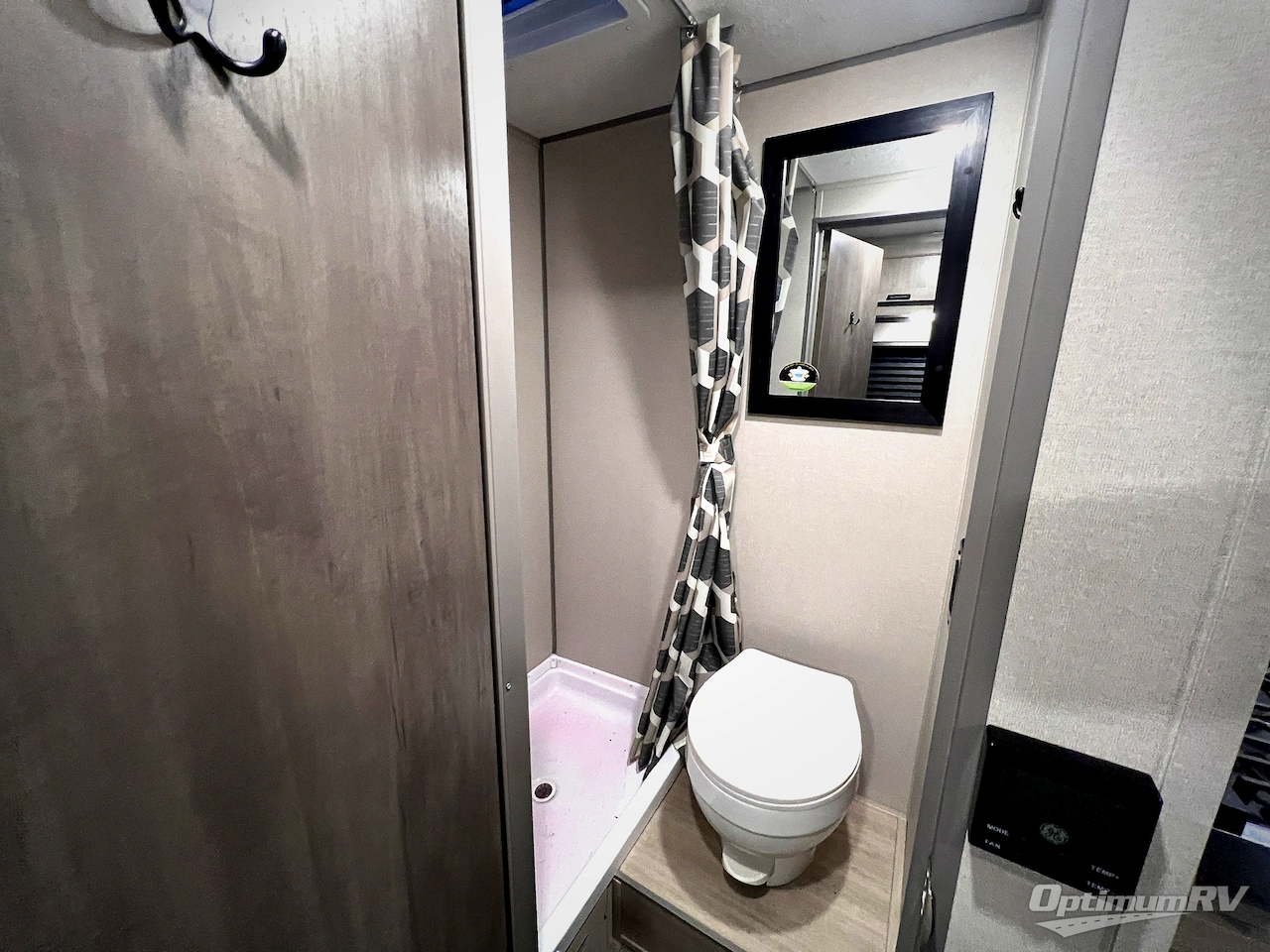 2025 Forest River Aurora Light 13RDX Photo 16