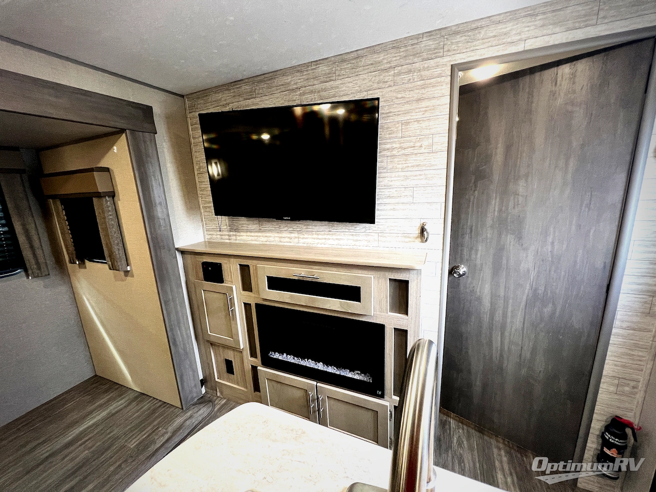 2023 Forest River Aurora Sky Series 340BHTS Photo 11
