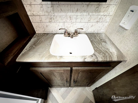 2021 Forest River Wildwood 27RE RV Photo 4