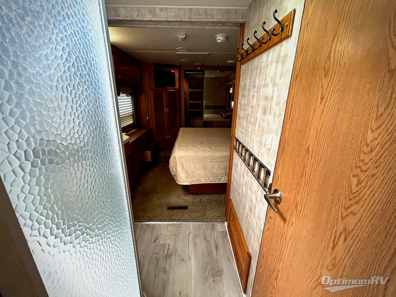 2005 Newmar Kountry Star 3907 Photo 14