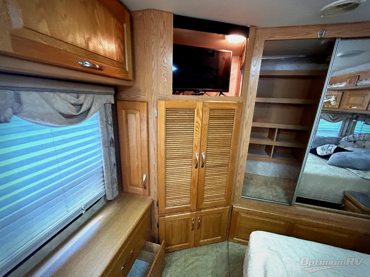 2005 Newmar Kountry Star 3907 Photo 22