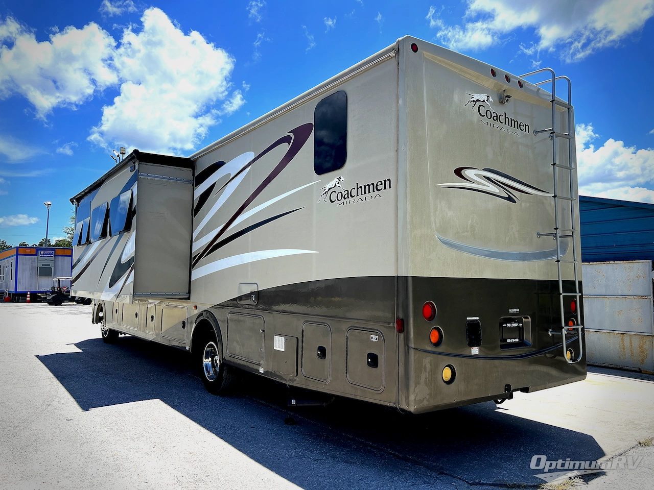 2015 Coachmen Mirada 35LS Photo 2