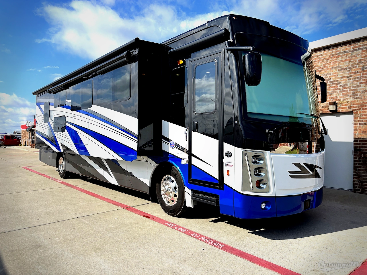 2025 Forest River Berkshire XL 40E Photo 1