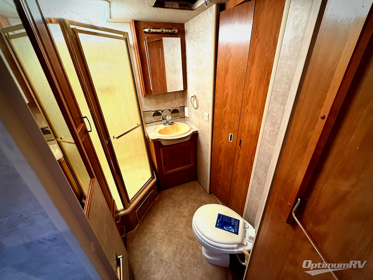 2007 Fleetwood Tioga 31M Photo 14