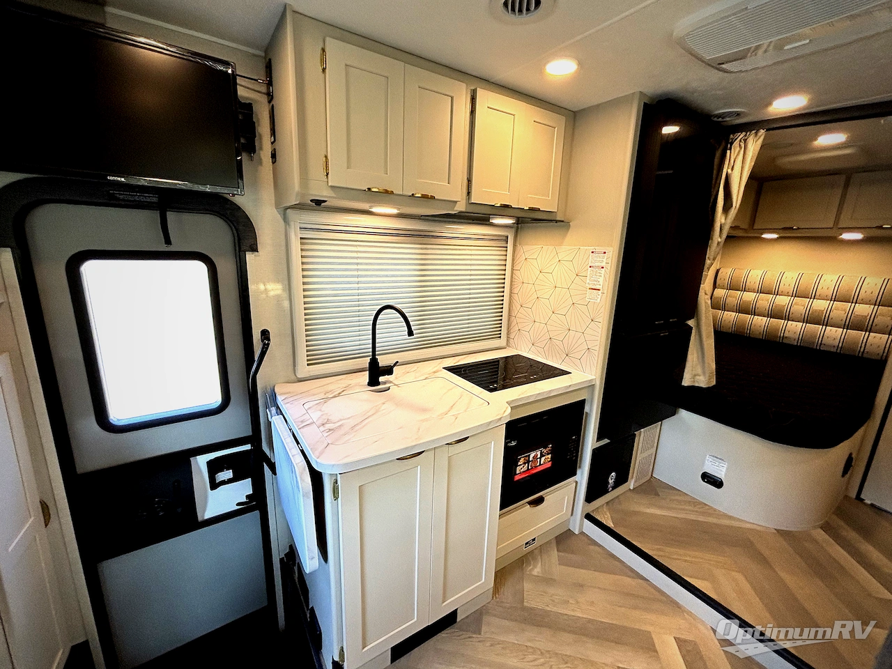 2026 Coachmen Prism Select 24CBS Photo 13