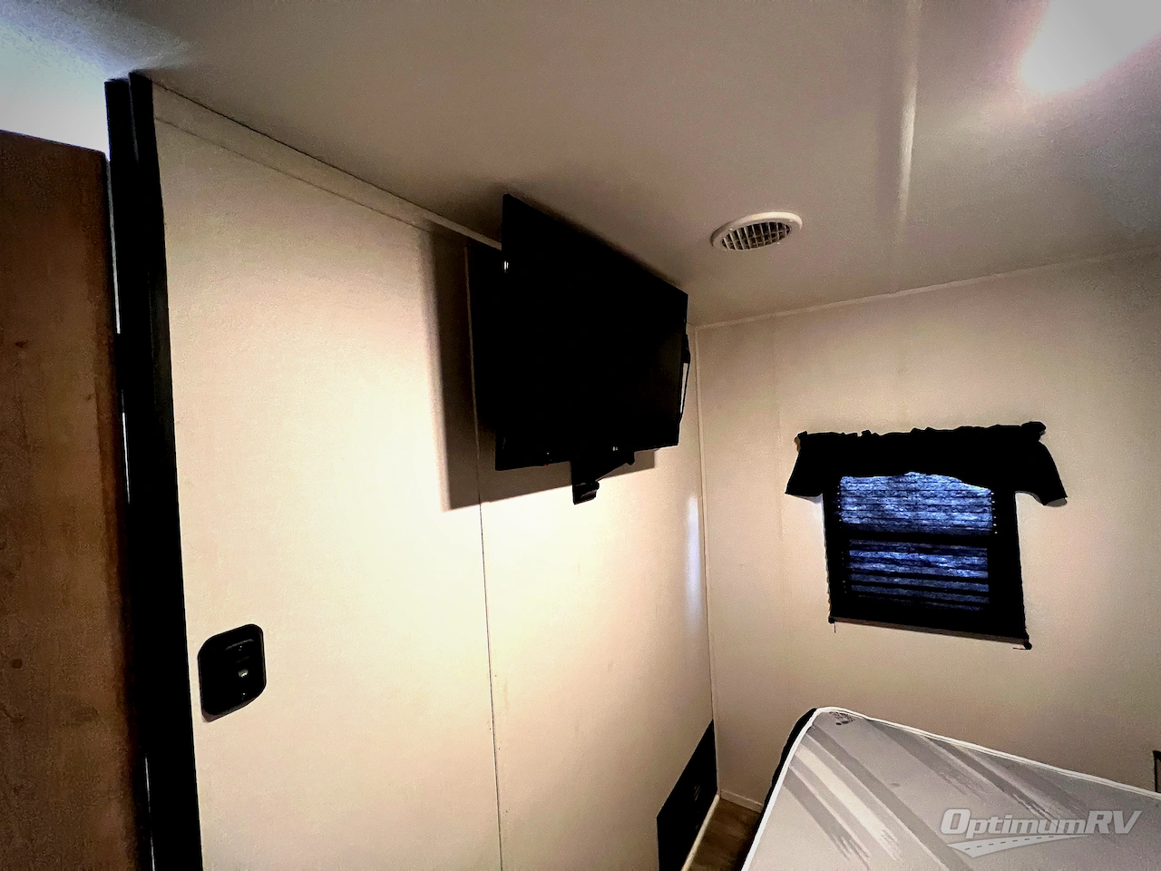 2024 Heartland Prowler Lynx 255BHX Photo 16