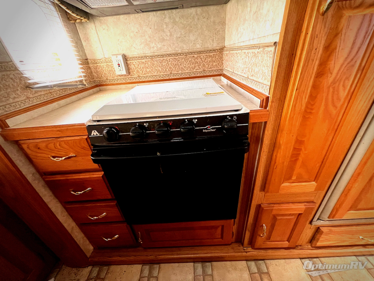 2001 NuWa HitchHiker 32RKTG Photo 6