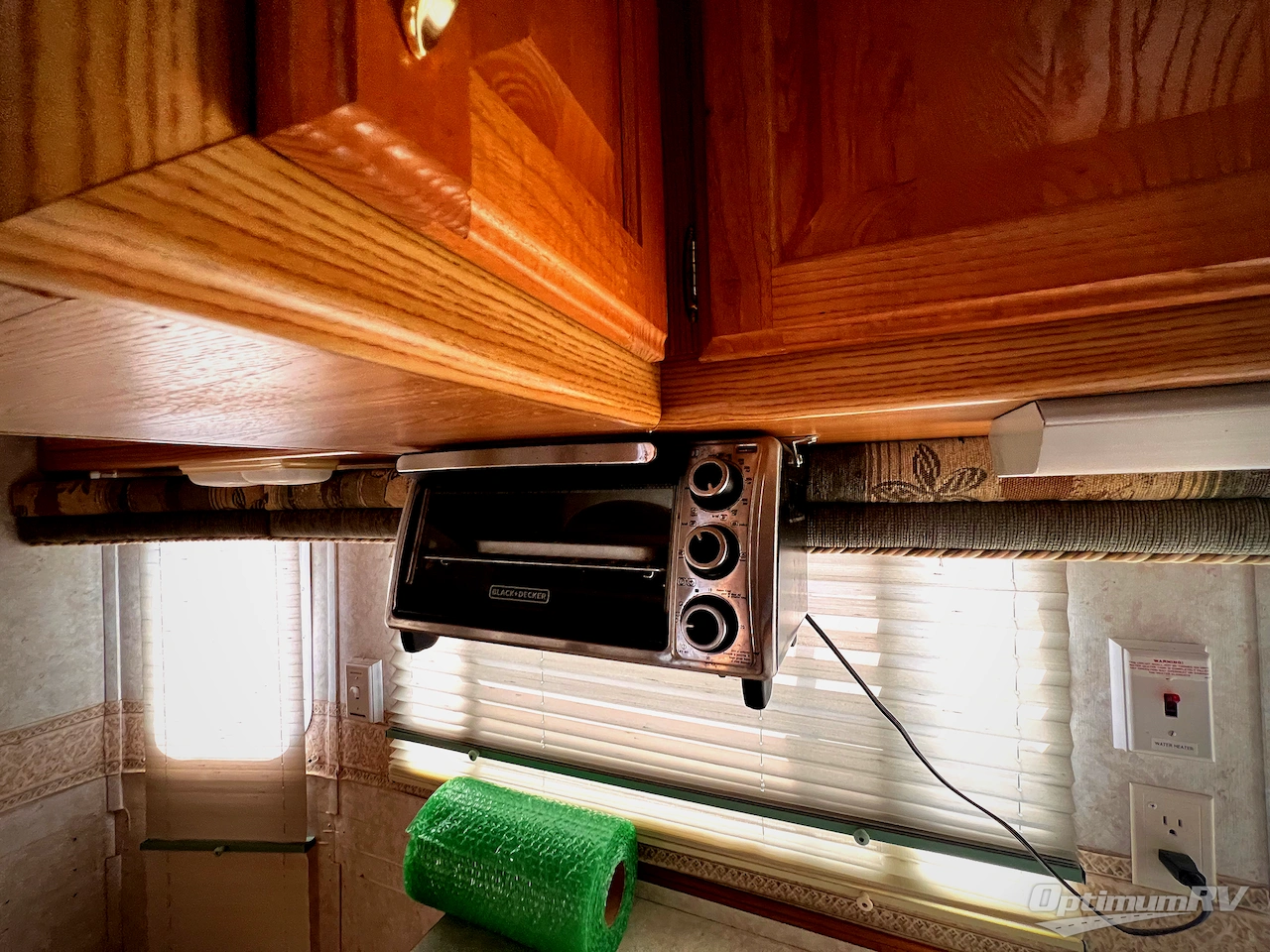 2001 NuWa HitchHiker 32RKTG Photo 8