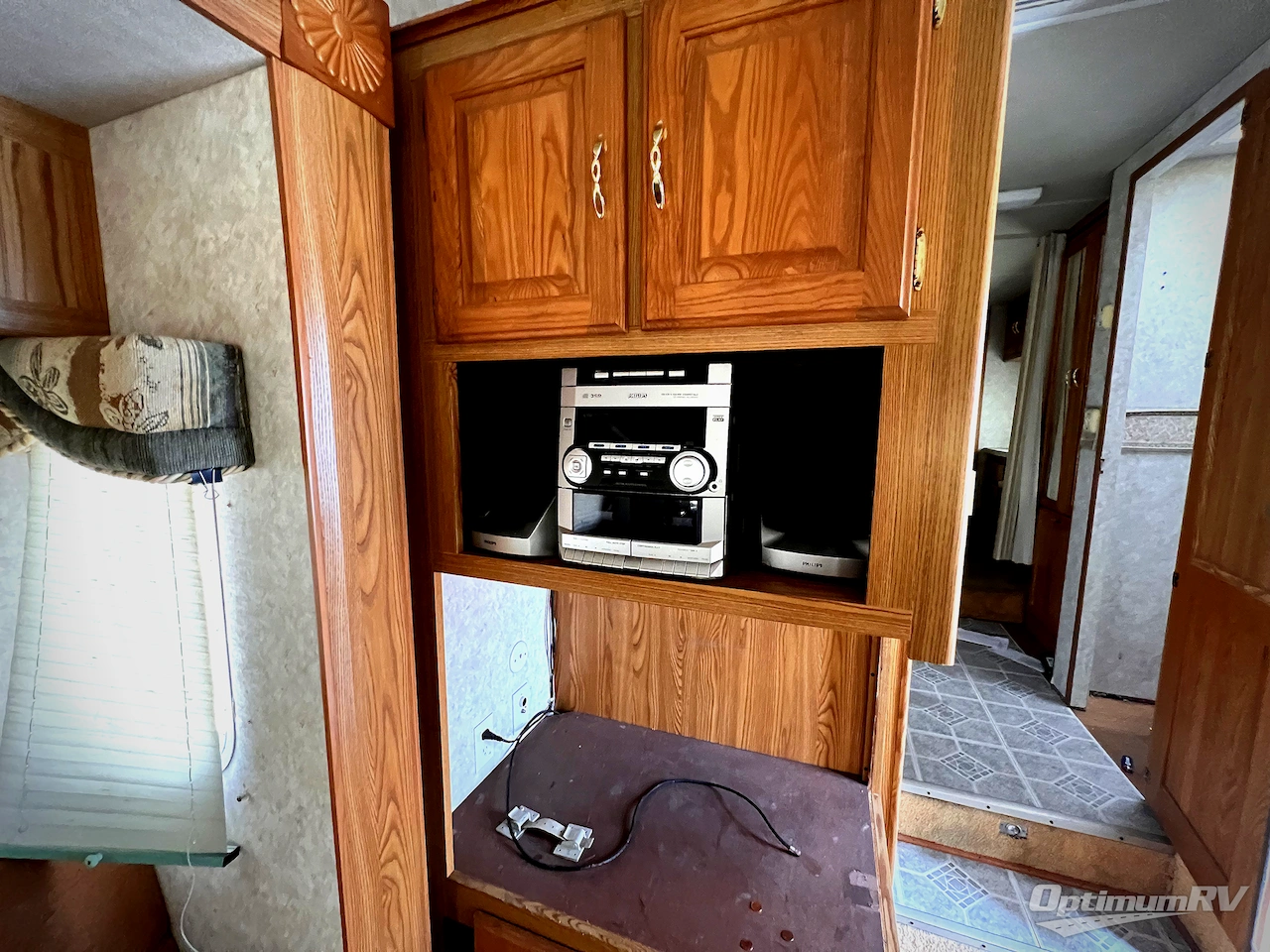 2001 NuWa HitchHiker 32RKTG Photo 10