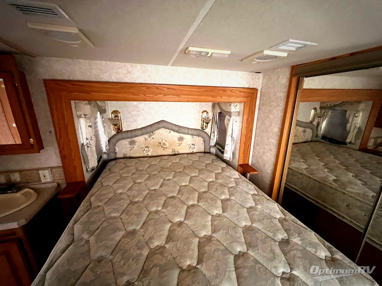 2001 NuWa HitchHiker 32RKTG Photo 13